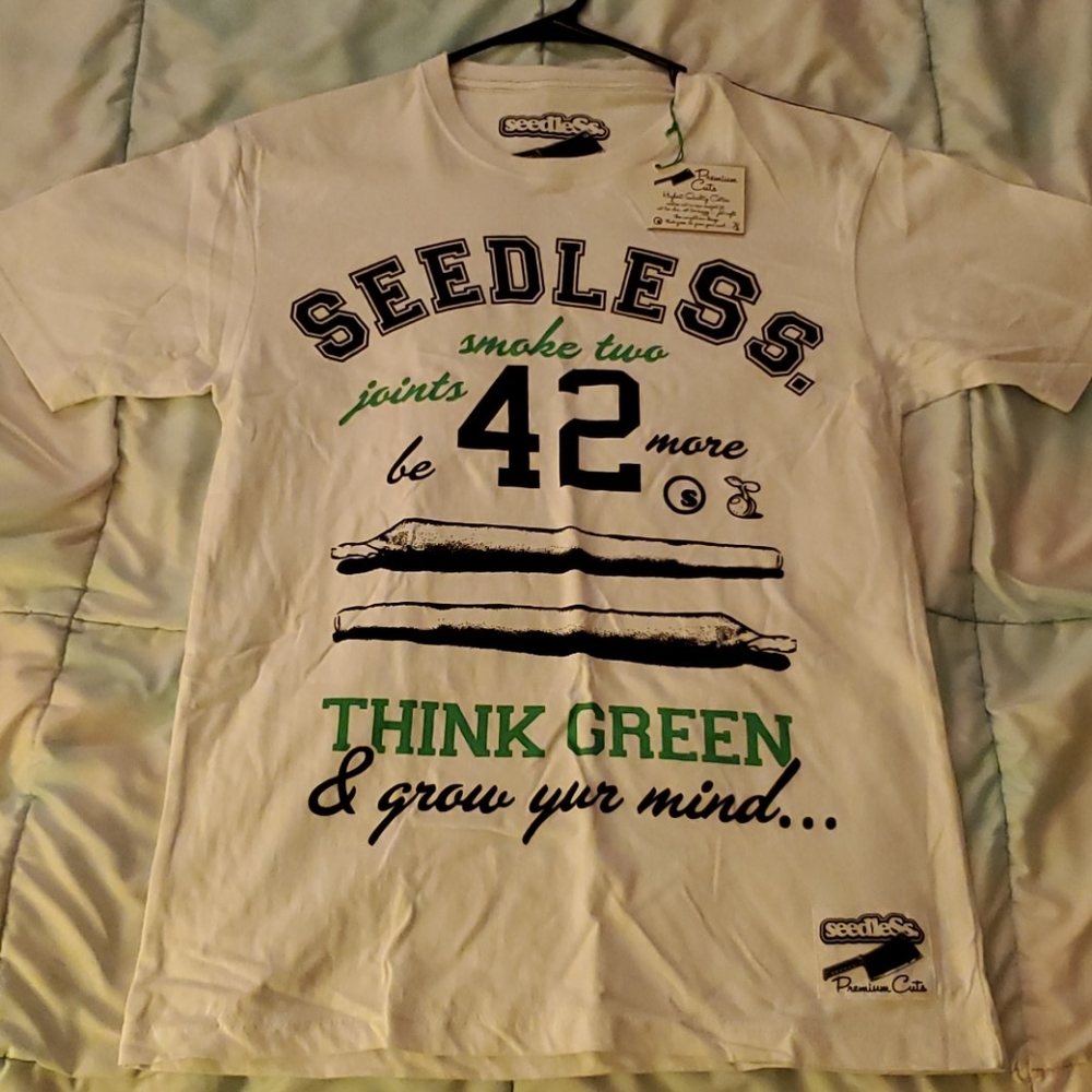 Seedless shirt